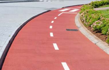 Bisikletçiler için ayrılmış yol