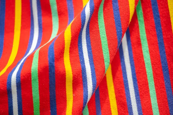 红条纹马德拉织物的背景 — 图库照片