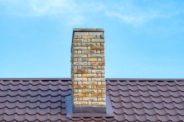 Ağacın tepesindeki baca.