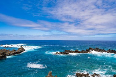 Madeira adasındaki güzel su manzarası