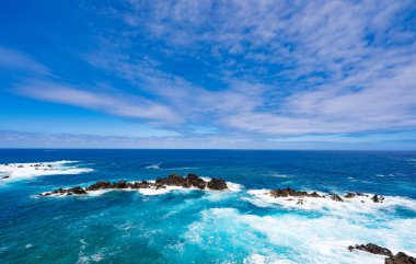 Madeira adasındaki güzel su manzarası