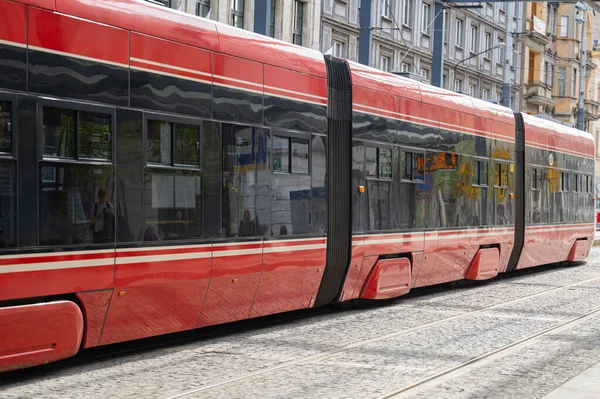 Röda Spårvagnar För Kollektivtrafik Polen — Stockfoto