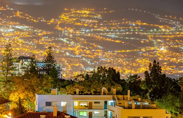 Madeira Adasındaki Funchal Güzel Gece Manzarası — Stok fotoğraf