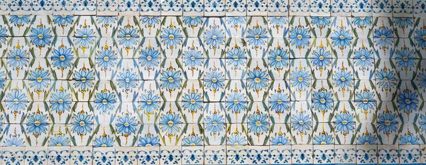 Blaue Mosaikfliesen Auf Madeira — Stockfoto