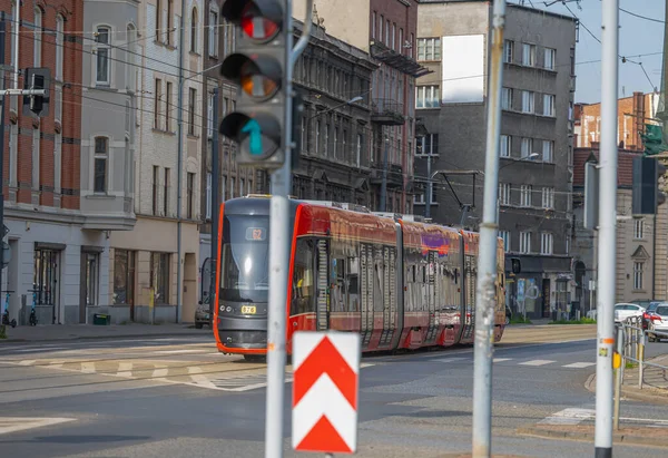Tramwaj Komunikacji Miejskiej Polsce — Zdjęcie stockowe