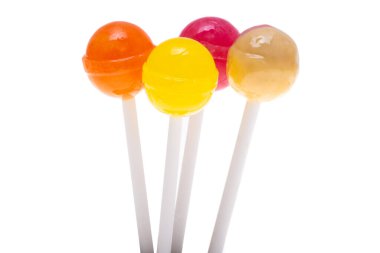 Beyaz arkaplanda lolipop izole edildi