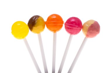 Beyaz arkaplanda lolipop izole edildi