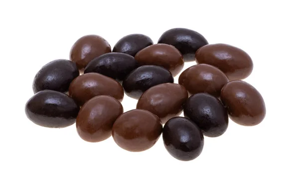 Almendras Esmalte Chocolate Aisladas Sobre Fondo Blanco —  Fotos de Stock