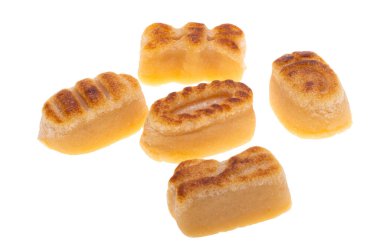 İspanyol badem ezmesi beyaz arkaplanda izole edilmiş