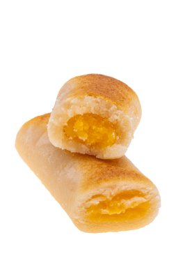 İspanyol badem ezmesi beyaz arkaplanda izole edilmiş