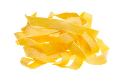 Beyaz arka plan üzerinde izole yumurta noodles