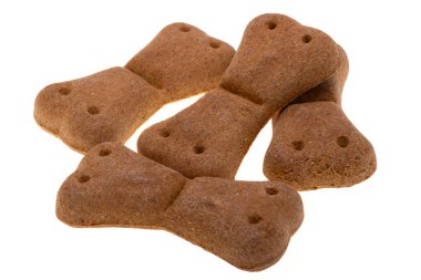 Beyaz arka planda izole köpek bisküvileri