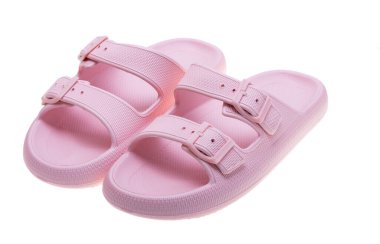 Beyaz arkaplanda izole edilmiş terlikler