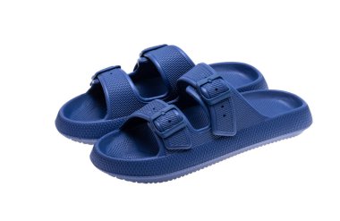 Beyaz arkaplanda izole edilmiş terlikler