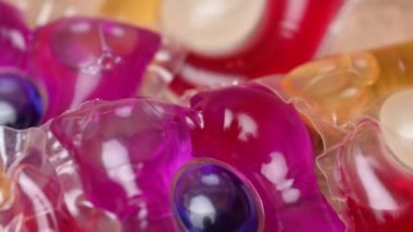 arkaplandaki yıkama kapsüllerini kapat