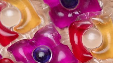 arkaplandaki yıkama kapsüllerini kapat