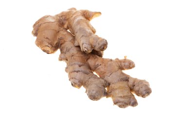 Beyaz arkaplanda zencefil izole