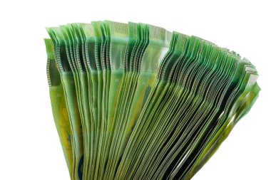 Avro banknotları beyaz arkaplanda izole