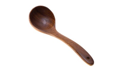 Beyaz arkaplanda izole edilmiş ahşap spatulalar