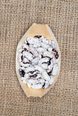 Çuval bezeli kayısı fasulyesi.