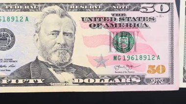 Kağıt para birimi faturaları kapanır