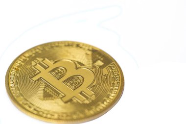 Beyaz arka plan üzerinde izole Bitcoin sikke