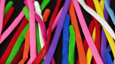 Yaratıcılık için renkli balonlar yakın çekim