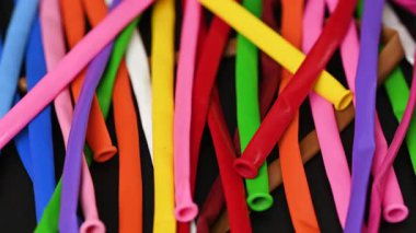 Yaratıcılık için renkli balonlar yakın çekim