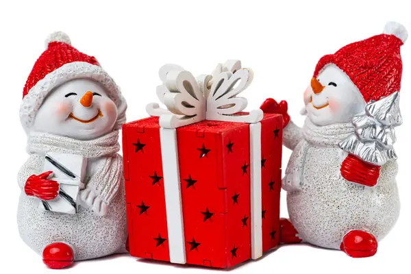 Beyaz arka planda izole edilmiş komik Noel Kardan Adam