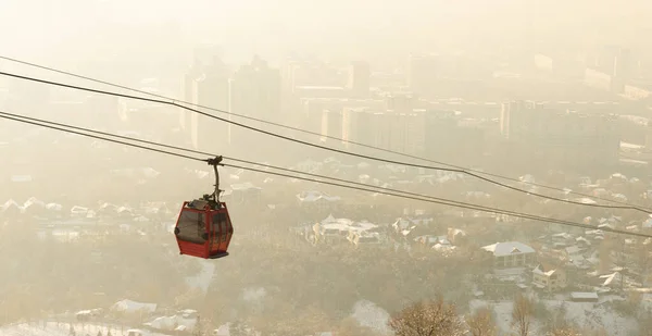 Téléphérique Pendant Smog Hivernal Smog Forme Souvent Almaty Raison Des — Photo