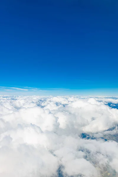 Vista Desde Ventana Avión Volando Las Nubes —  Fotos de Stock