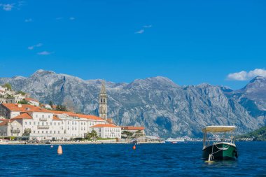 Tarihsel Perast kasabası ünlü Kotor Körfezi, Karadağ, Güney Avrupa 