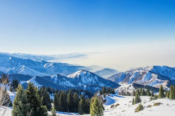 Bela Vista Das Montanhas Inverno Lindas Paisagens Montanha — Fotografia de Stock
