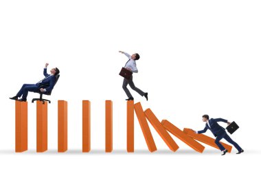 Domino etkisi kavramında iş adamı