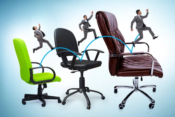 Conceito Promoção Com Empresário Cadeiras — Fotografia de Stock