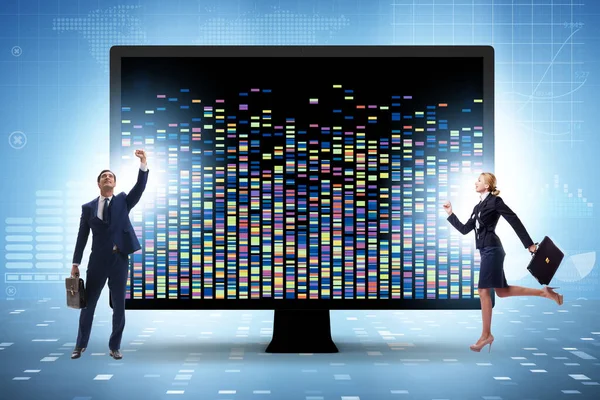 Üzletemberek Genomadatok Koncepciójában — Stock Fotó
