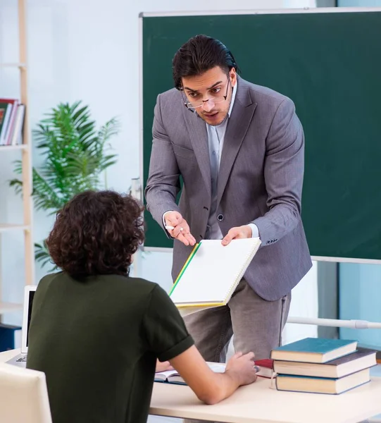Young Teacher Student Classroom — Stock Photo, Image