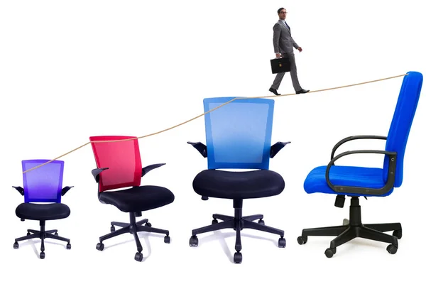 Koncepcja Promocji Biznesmenem Krzesłami — Zdjęcie stockowe
