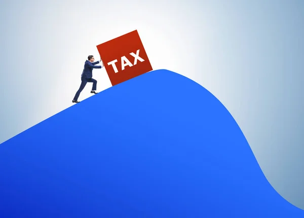 Бизнесмен Налоговой Концепции Горе — стоковое фото