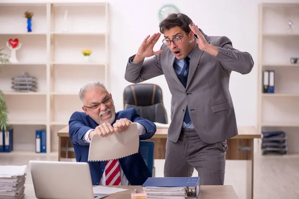 Two Male Colleagues Sitting Workplace — Stock Photo, Image