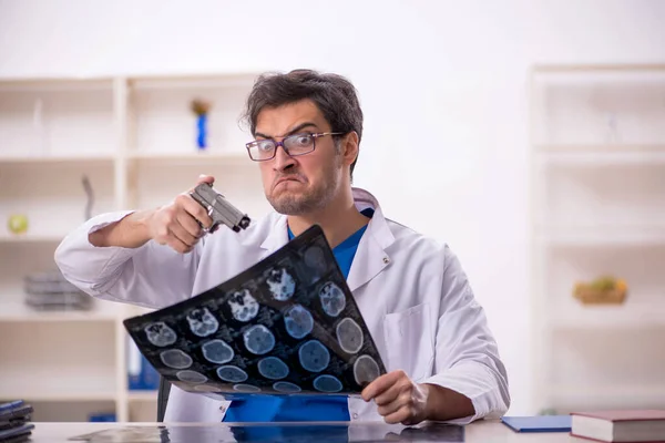 Young Male Doctor Committing Suicide Clinic — Stock Photo, Image