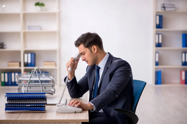Young Businessman Employee Working Office — Stock Photo, Image