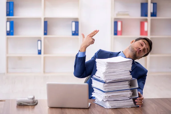 Young Businessman Employee Too Much Work Workplace — Stock Photo, Image