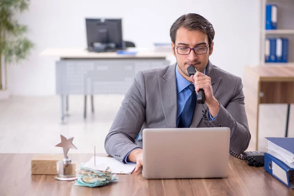 Young Businessman Employee Talking Phone — Stock Photo, Image