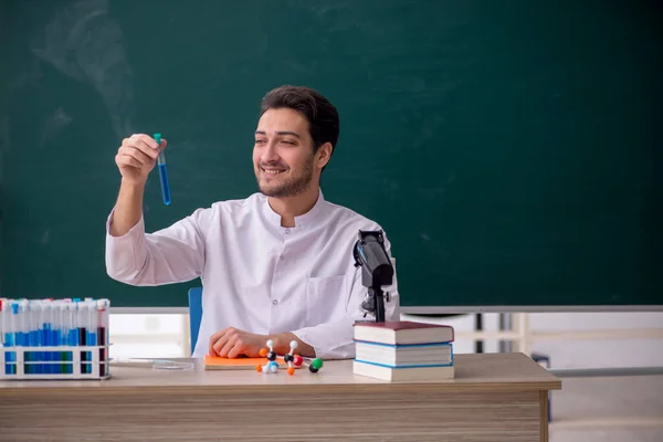 Young Chemist Teacher Sitting Classroom — Stock Photo, Image