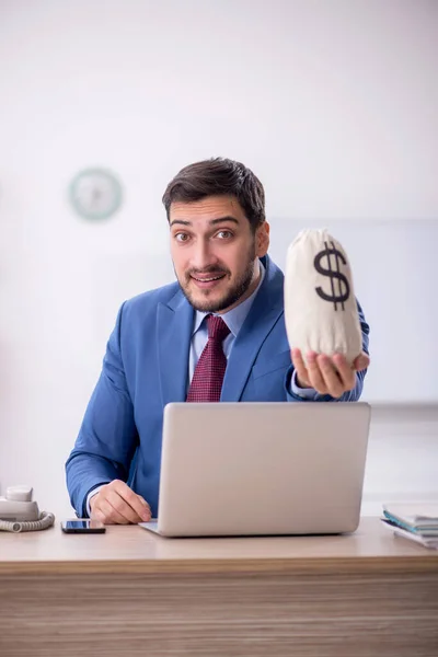 Young Employee Remuneration Concept — Stock Photo, Image