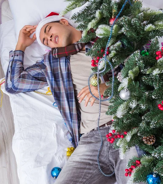 Man Suffering Hangover Christmas Party — Stock Photo, Image