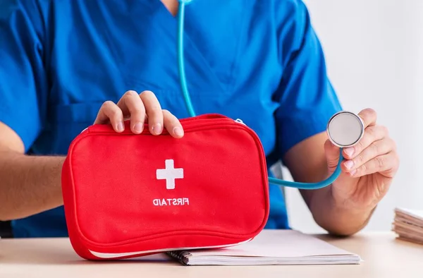 Male Doctor First Aid Bag — Foto de Stock