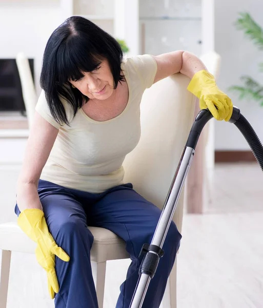 Senior Old Woman Tired Vacuum Cleaning House — Stock Photo, Image