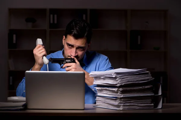 Young Employee Working Late Workplace — Stock Photo, Image